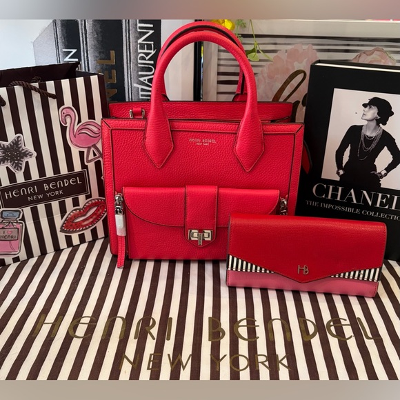 🩷❤️HENRI BENDEL❤️🩷 Colorblock Leather
Continental Wallet Pink Red Striped - Picture 11 of 11